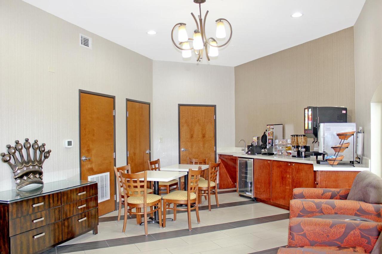 Palacio Royale Houston Nw At Beltway 8 Экстерьер фото